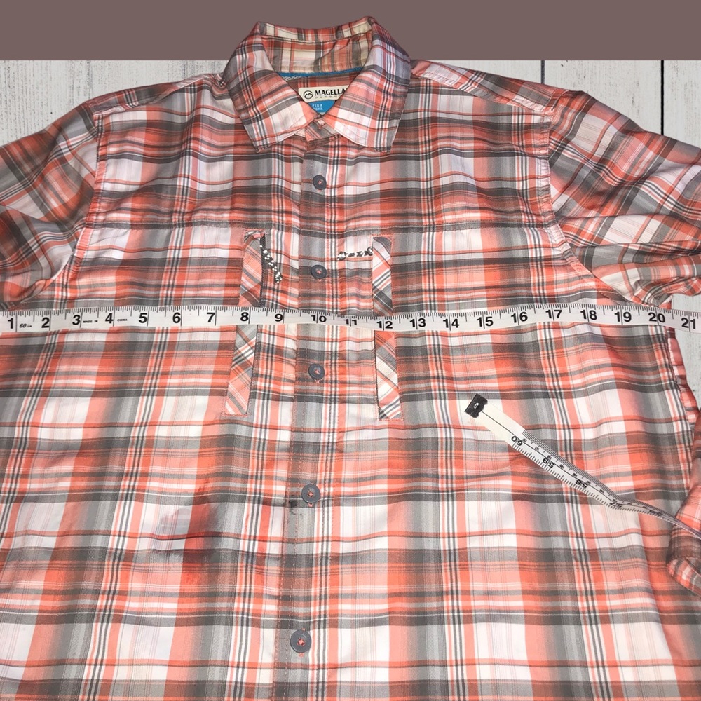MAGELLAN Vented Plaid Mag Wick Fish Gear Button Down Utility Shirt - Picture 7 of 11